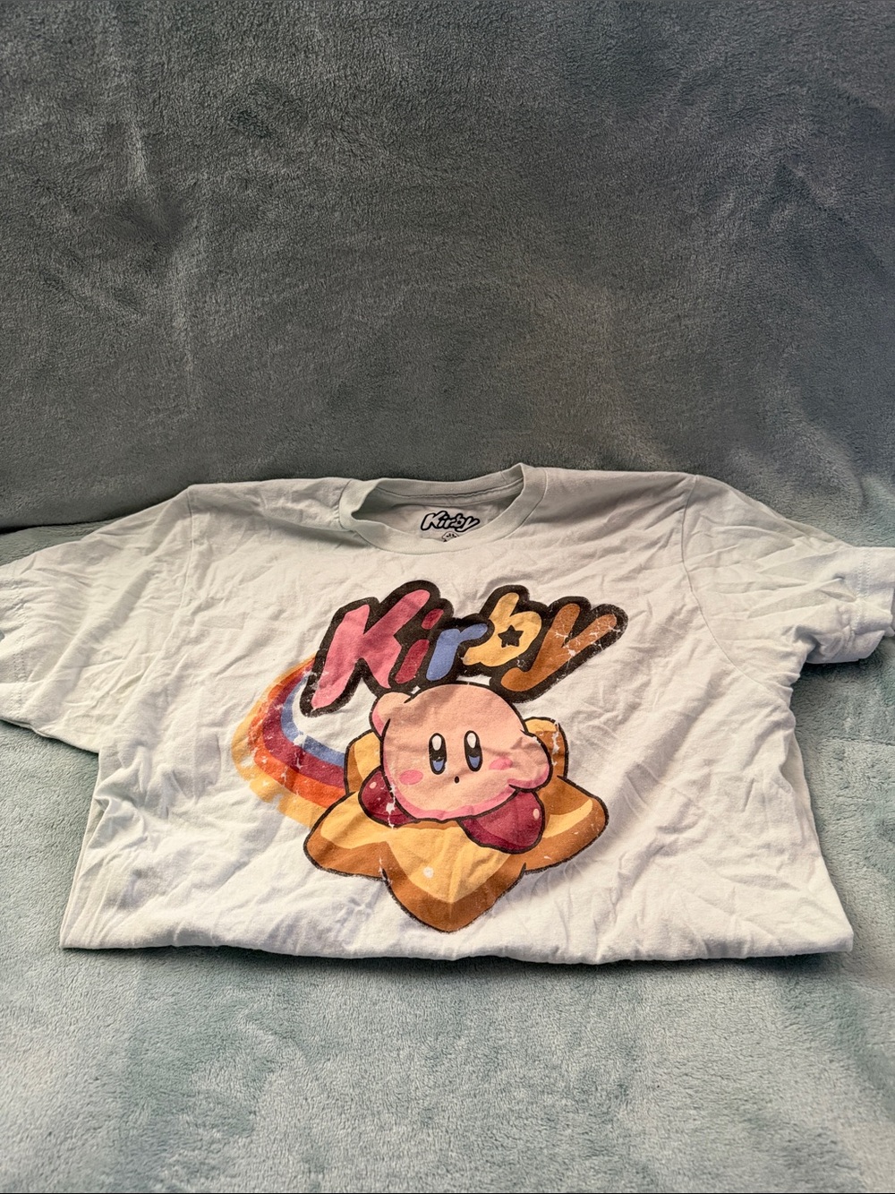 Womenโs Kirby shirt SIZE M